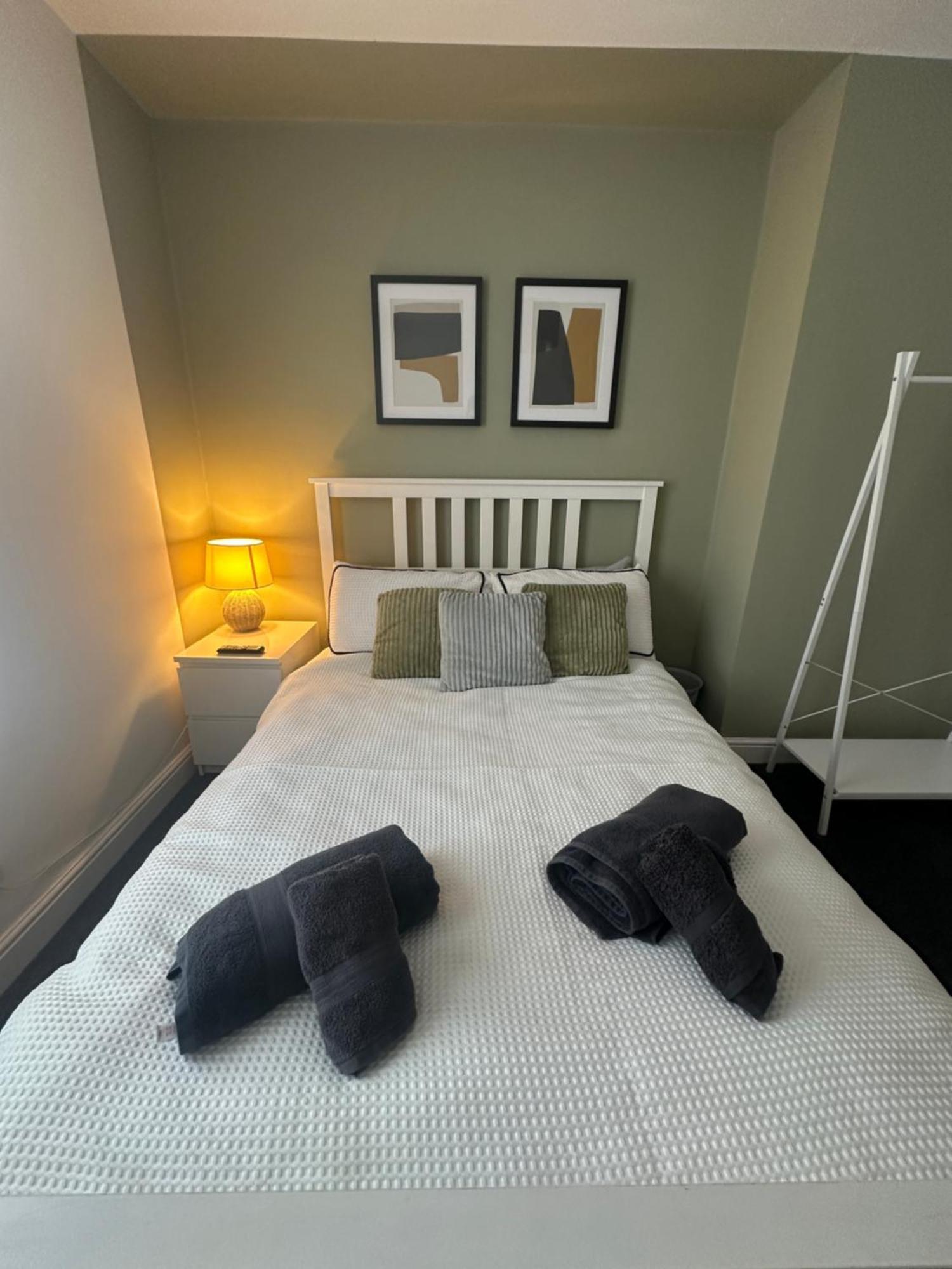 Mmc Serviced Holiday home *